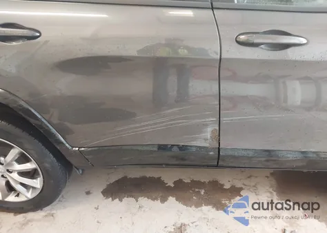 2018 Jeep Cherokee Latitude Tech Connect 4X4 из США, поврежденный, VIN 1C4PJMCB7JD587095